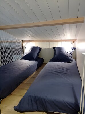Room - Bed & Breakfast "Le Cocon Vendéen" – Evasion Room with Mezzanine (Saint-André-Goule-d'Oie)