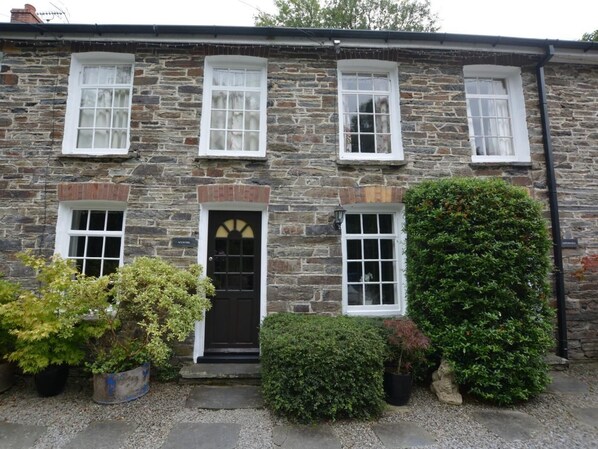 Exterior detail - 2 Bed in Llandysul (oc-79199) (Felindre)