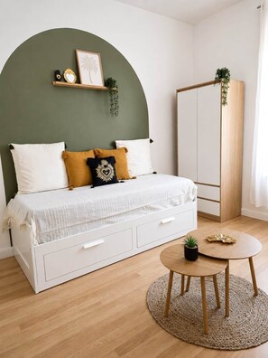 1 dormitorio y ropa de cama
