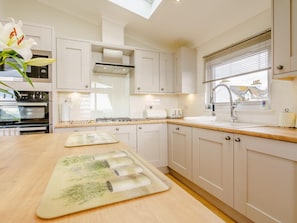 Private kitchen - 2 Bed in Newton Stewart (oc-79129) (Auchenmalg)