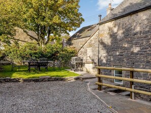 Outdoor dining - 3 Bed in Ashbourne (oc-79554) (Wetton)