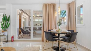 Dining - Pueblo Evita 1BR Apt with Sunny Terrace, Pool (Benalmádena)
