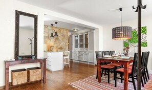Dining - Fuengirola Center | Large Terrace, BBQ & Beach Nearby (Fuengirola)