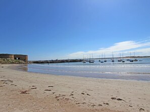 Beach - 3 Bed in Chathill (oc-79566) (Beadnell)