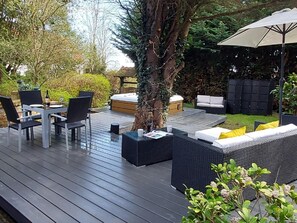 Outdoor dining - 2 Bed in Bedford (oc-79558) (Colmworth)