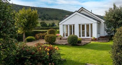 2 Bed in Abergavenny (oc-bn014)
