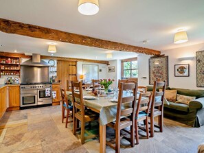 Dining - 4 Bed in Brecon (oc-bn003) (Merthyr Tydfil)