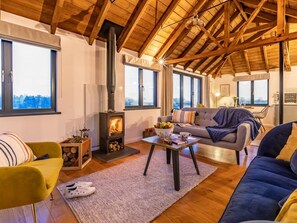 TV, fireplace - 2 Bed in Leominster (oc-80510) (Eye, Moreton and Ashton)