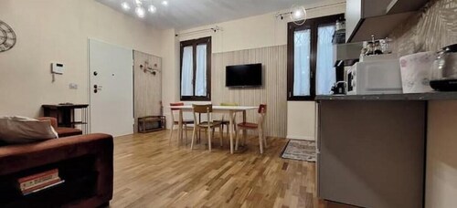 Corina's Place Bologna Home
