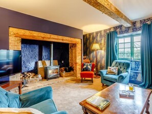 Living area - 6 Bed in Blandford Forum (oc-80549) (Milborne Saint Andrew)