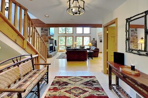 House (4 Bedrooms) | Property amenity