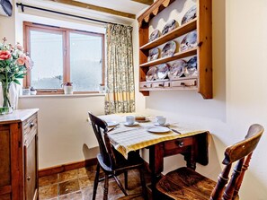 Dining - 1 Bed in Shrewsbury (oc-80587) (Leighton)