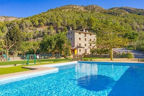 Seasonal outdoor pool