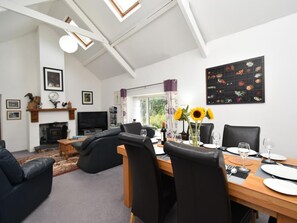 Dining - 3 Bed in Templeton (oc-fb045) (Kilgetty/Begelly)