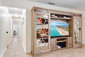Interior - Castaways, Riverfront Oasis Kayak And Paddleboard (Jupiter)