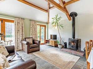 TV, fireplace - 1 Bed in Usk- (oc-bn197) (Bettws Newydd)