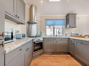 Private kitchen - 3 Bed in Stepaside (oc-fb132) (Stepaside)