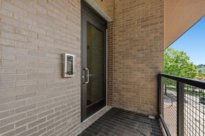 Exterior detail - Gay Street Getaway | Prime Location in Knoxville (Knoxville)