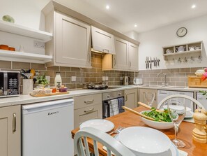 Private kitchen - 1 Bed in Launceston (oc-80275) (Boyton)