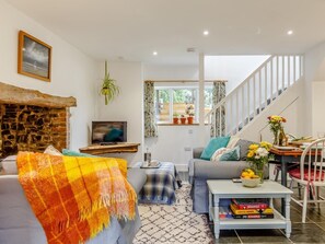 Living area - 1 Bed in Launceston (oc-80275) (Boyton)