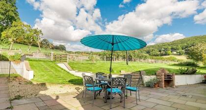 3 Bed in Abergavenny (oc-bn324)