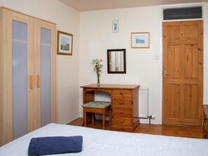 Reisekinderbett, kostenloses WLAN, Bettwäsche