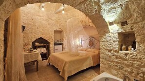Room - Villa Trullo Septis – Authentic Puglia Amid Olive Trees and Relaxation (Puglia)