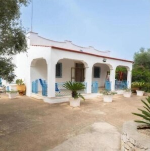 Exterior - Villa Trullo Septis – Authentic Puglia Amid Olive Trees and Relaxation (Puglia)
