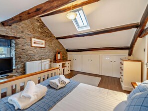 5 bedrooms, iron/ironing board, travel crib, WiFi (free) - 5 Bed in Cartmel (oc-80332) (Cartmel)