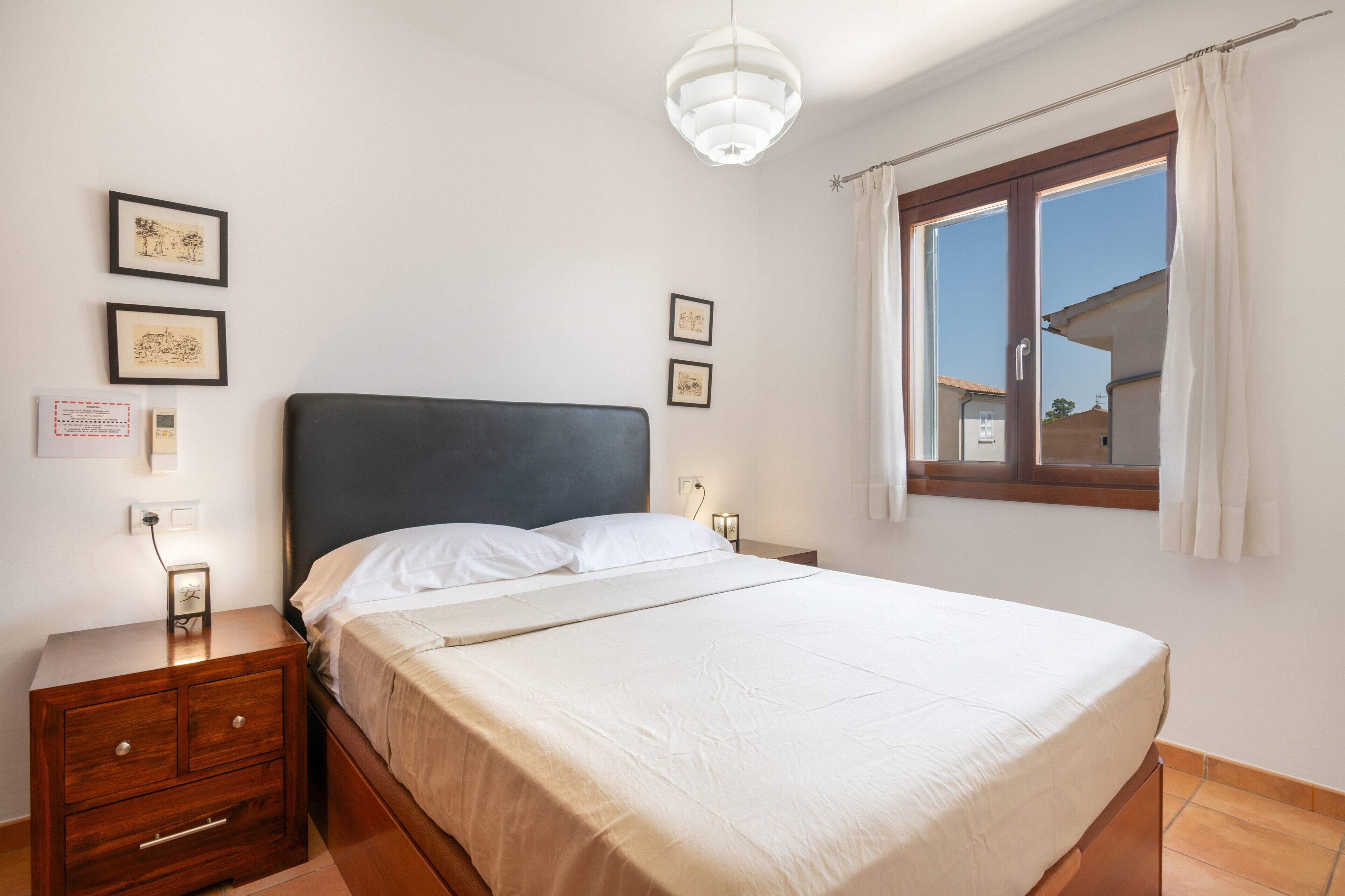 3 Schlafzimmer, Bügeleisen/Bügelbrett, WLAN, Bettwäsche