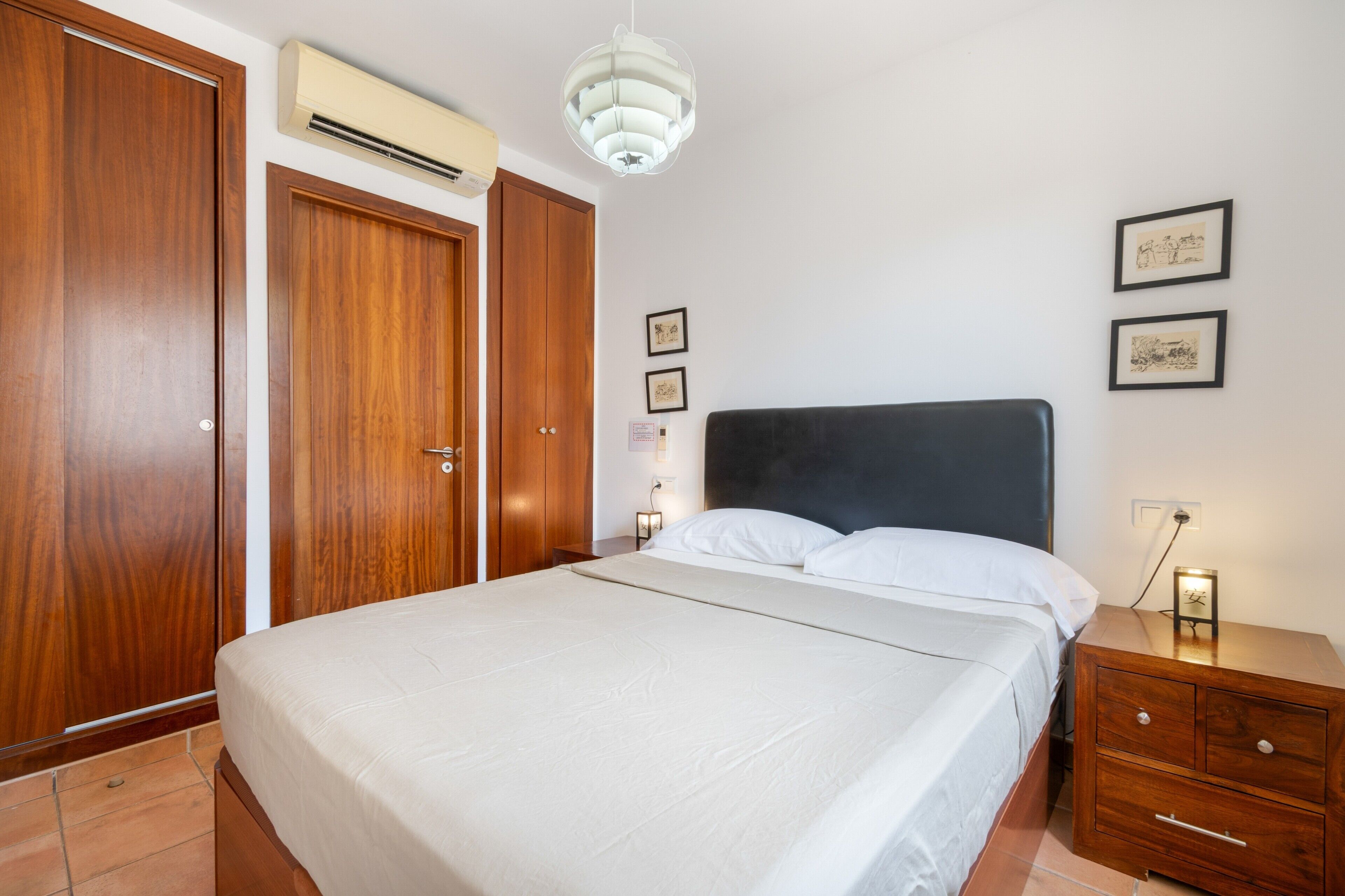 3 Schlafzimmer, Bügeleisen/Bügelbrett, WLAN, Bettwäsche