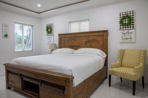 5 Schlafzimmer, Bügeleisen/Bügelbrett, kostenloses WLAN, Bettwäsche