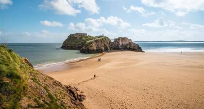 4 Bed in Tenby (oc-fb165)