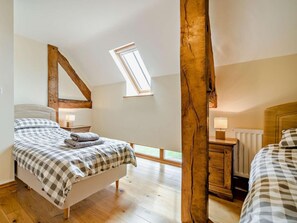 3 Schlafzimmer, Reisekinderbett, kostenloses WLAN, Bettwäsche