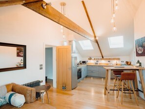 Interior - 1 Bed in Tenby (oc-fb286) (Tenby)