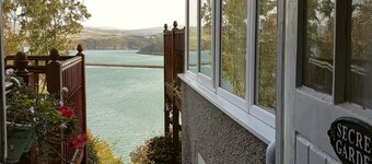 1 Bed in Goodwick (oc-fb274)