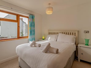 3 Schlafzimmer, Reisekinderbett, kostenloses WLAN, Bettwäsche