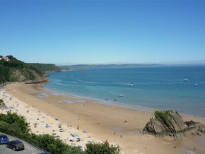 Beach - 3 Bed in Tenby (oc-fb273) (Tenby)