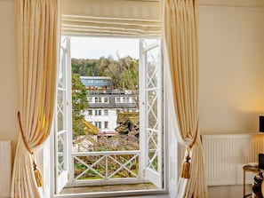 Interior - 4 Bed in Brixham (oc-81367) (Brixham)