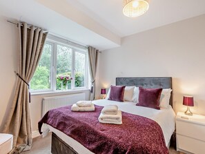2 Schlafzimmer, Reisekinderbett, kostenloses WLAN, Bettwäsche