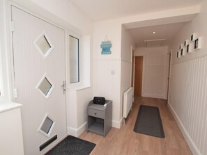 Interior - 4 Bed in Chathill (oc-82235) (Beadnell)