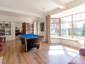 Spielezimmer