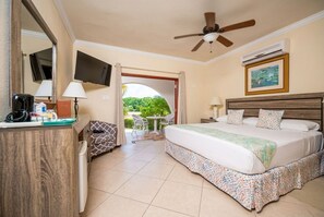 Room - Pool & Fitness Center Access with Free Parking | 1.7 Miles to Heywoods Beach (Maynards)