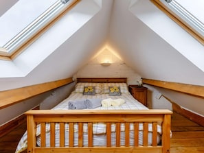 Iron/ironing board, free WiFi, bed sheets - 1 Bed in Builth Wells (oc-81465) (Painscastle)
