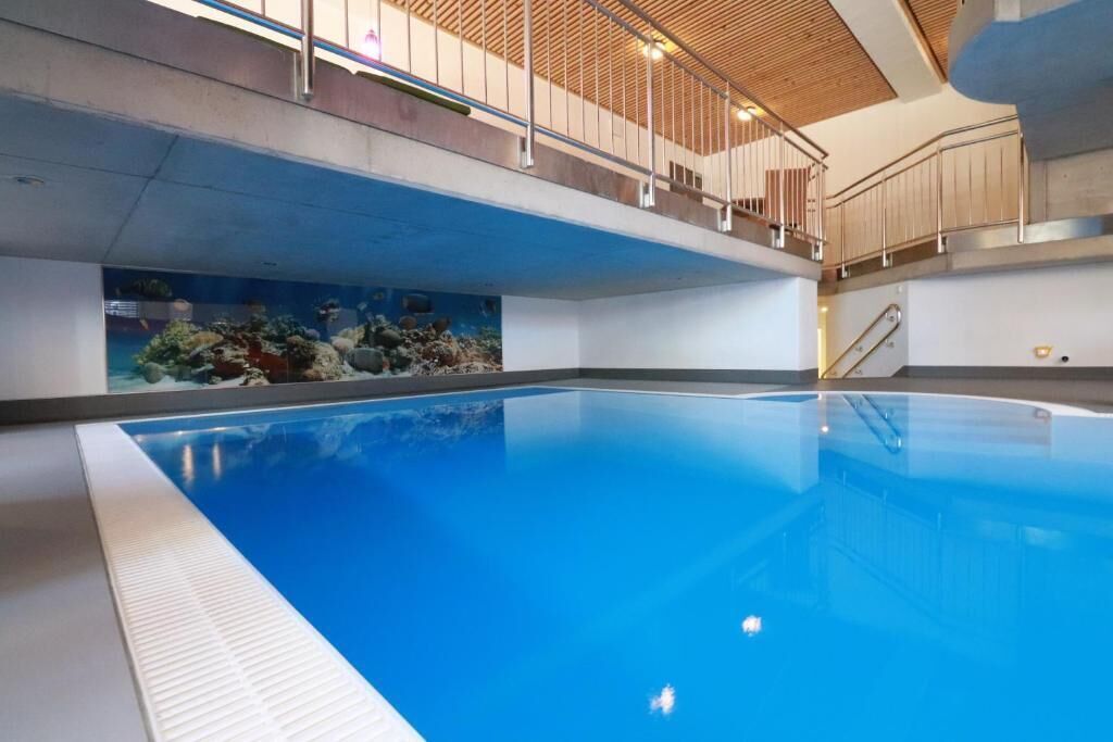 2 Innenpools