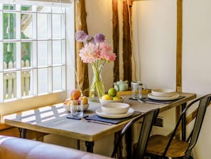 Dining - 1 Bed in Ashford (oc-82527) (Biddenden)