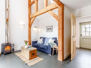 TV, fireplace - 1 Bed in Helston (oc-82495) (Ruan Minor)