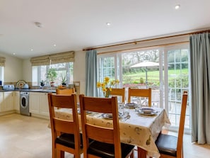 Dining - 3 Bed in Kingsbridge (oc-82213) (Malborough)