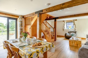 Dining - 2 Bed in Yeovil (oc-82694) (East Coker)