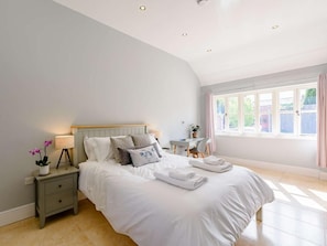 Room - 3 Bed in Ellesmere Port (oc-82909) (Ledsham)